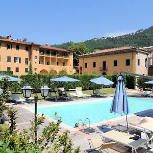Hotel Park Regina - With Air-condition And Pool ***