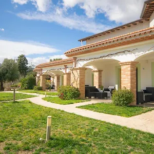 Essenza Di Mirto Hotel