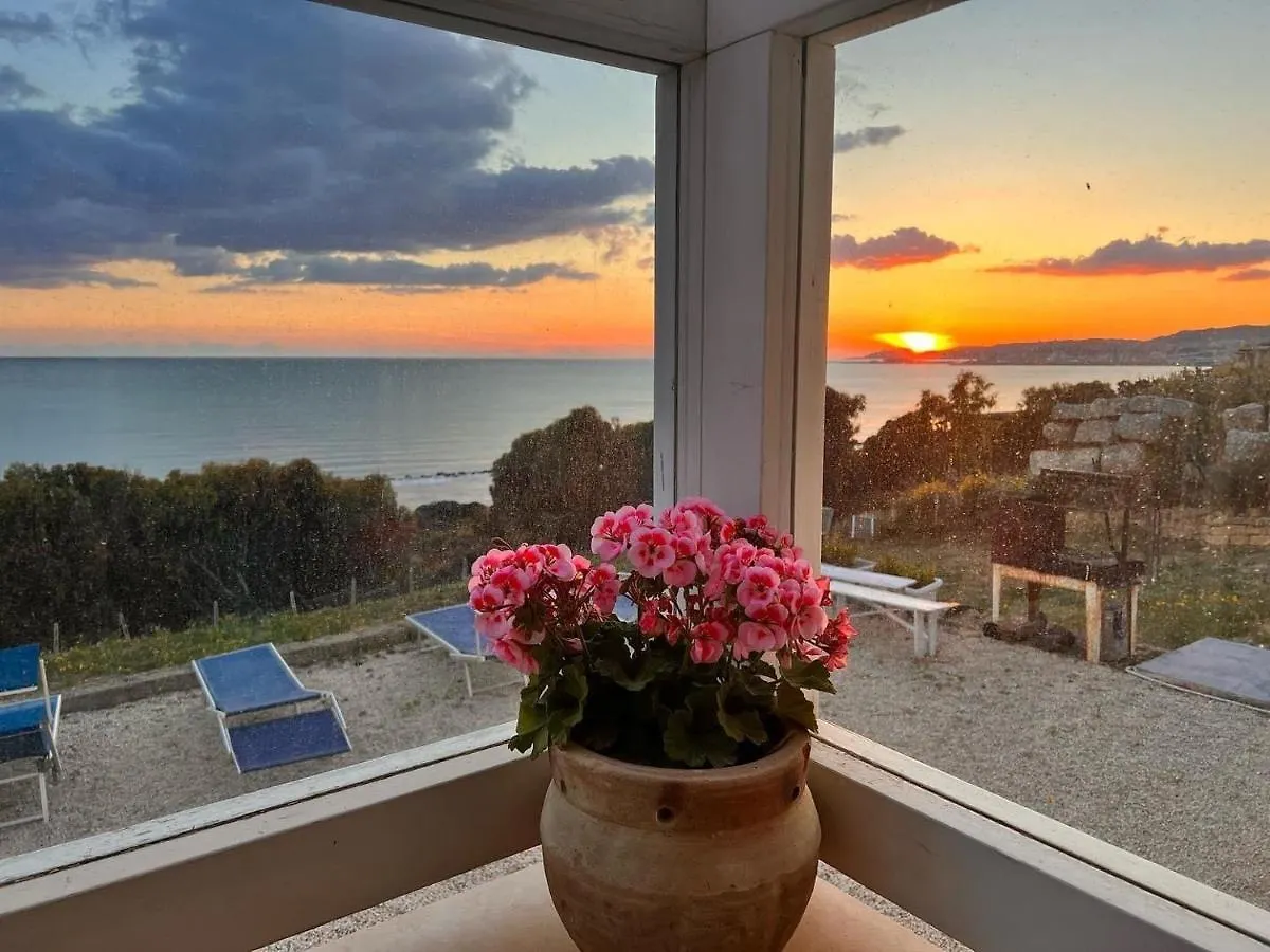 Locazione Turistica Il Tucano Agrigento Bed & Breakfast